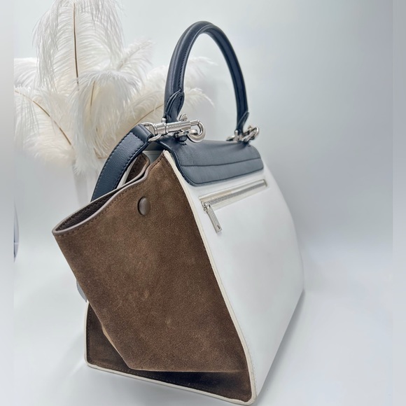 Authentic CELINE Tricolor Trapeze in IvoryBlack/Brown Calfskin Leather And Suede - Picture 3 of 14